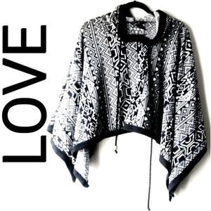 LOVE PONCHO WITH HOOD - BLACK & WHITE